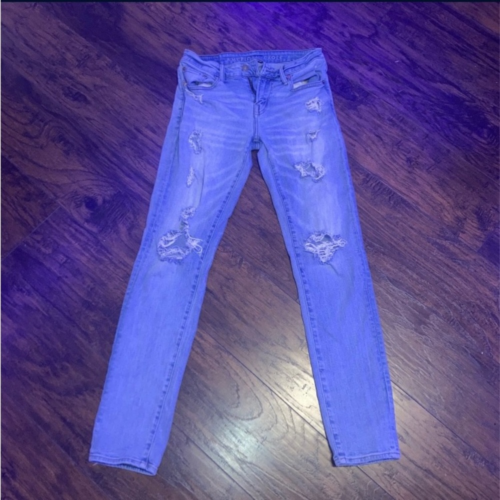 American eagle ripped skinny jeans